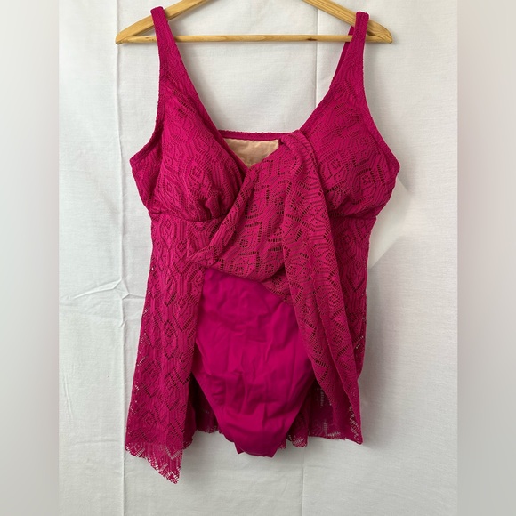 NWOT crochet lace overlay swimsuit pink Size 18 swimsuits for all - Picture 3 of 5